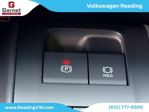 Used 2023 Toyota Venza LE AWD/4WD image 34