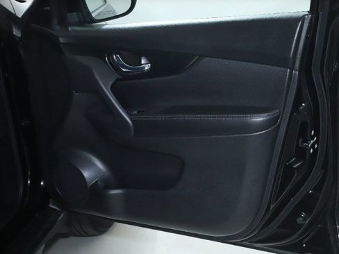Used 2018 Nissan Rogue SL AWD/4WD image 33