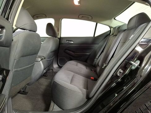 Used 2021 Nissan Altima 2.5 SV FWD image 13