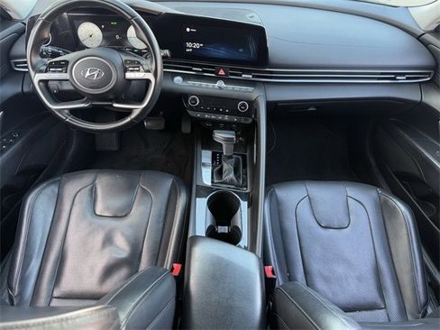Used 2021 Hyundai Elantra Limited image 10