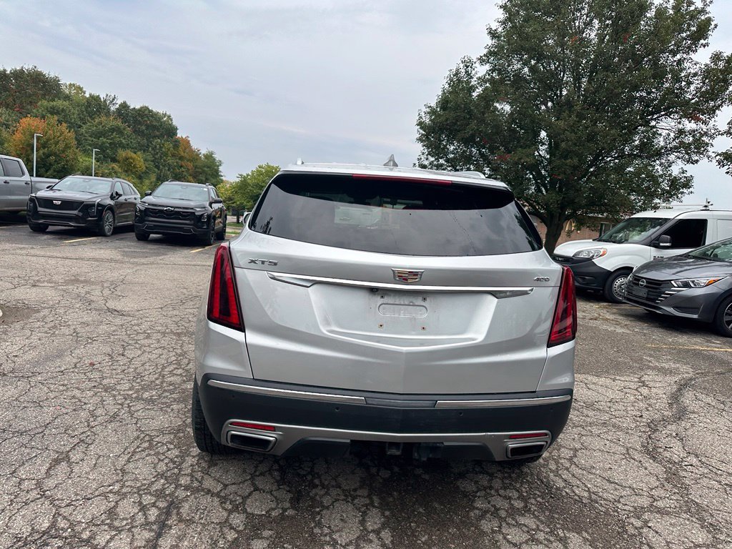Used 2020 Cadillac XT5 Premium Luxury w/ LPO, Floor Liner Package FWD image 4