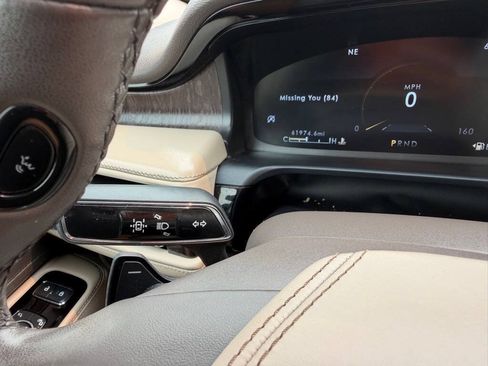 Used 2022 Lincoln Aviator Reserve w/ Elements Package Plus AWD/4WD image 21