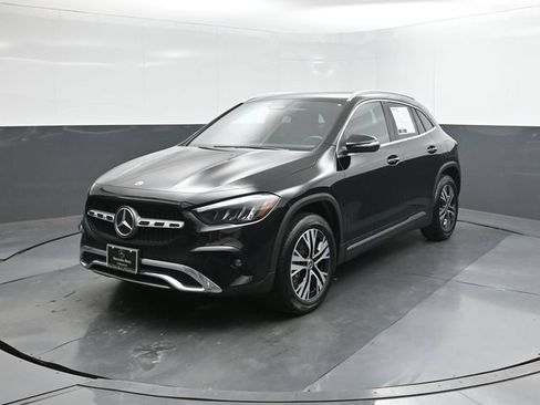 Certified 2025 Mercedes-Benz GLA 250 image 34