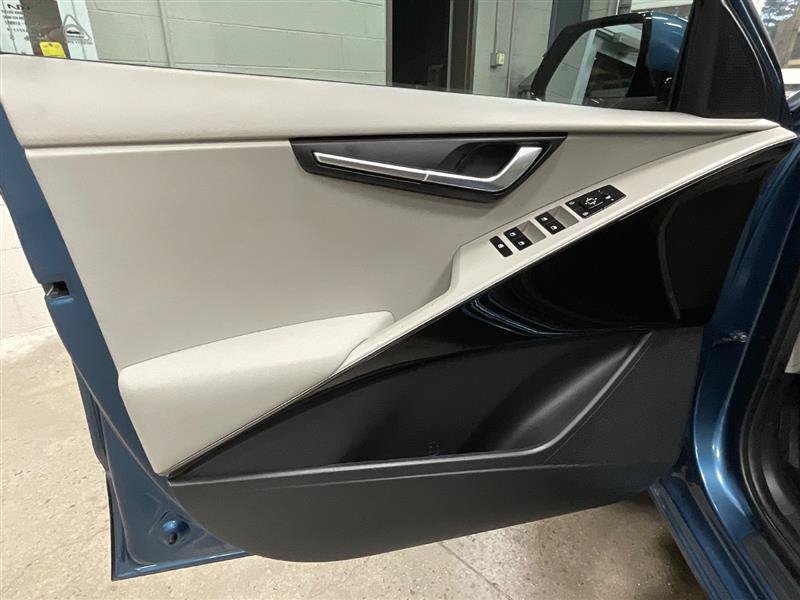 Used 2023 Kia Niro Wind FWD image 9