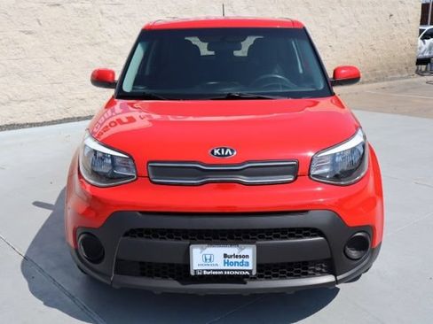 Used 2019 Kia Soul w/ Convenience Package FWD image 3