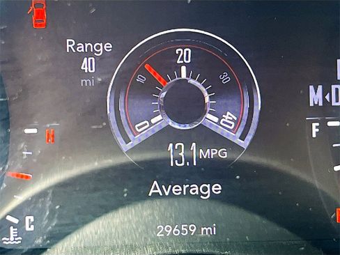 Used 2022 Dodge Challenger SXT image 12