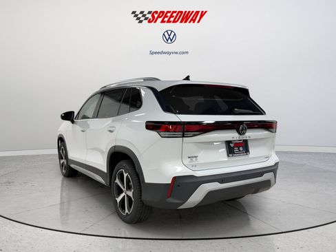 New 2026 Volkswagen Tiguan SE image 5