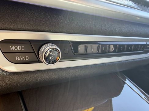 Used 2020 BMW X5 xDrive40i w/ Premium Package AWD/4WD image 45