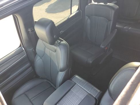 Used 2024 Jeep Wagoneer Series II w/ Premium Group I image 37