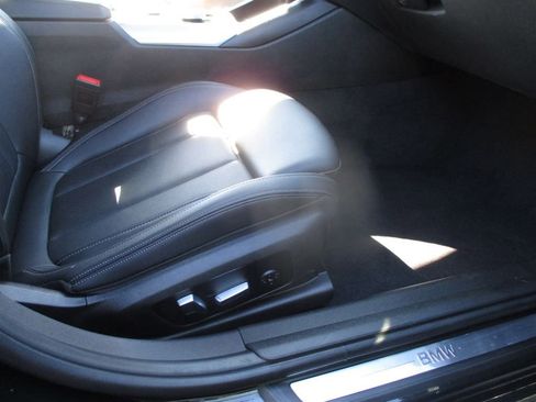 Used 2024 BMW 330i Sedan w/ Convenience Package image 11