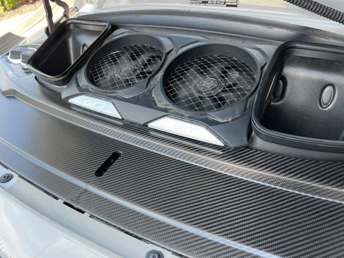 Used 2018 Porsche 911 GT3 RWD image 38