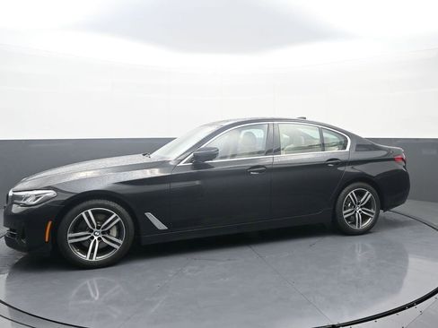 Used 2023 BMW 530i xDrive w/ Convenience Package AWD/4WD image 4