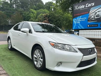 Used 2015 Lexus ES 300h w/ Navigation System Package