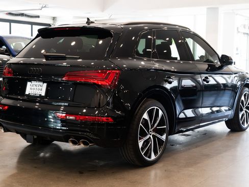 Used 2023 Audi SQ5 Premium Plus w/ Premium Plus Package AWD/4WD image 4