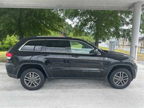 Used 2020 Jeep Grand Cherokee Laredo w/ Quick Order Package 2BN North AWD/4WD image 47