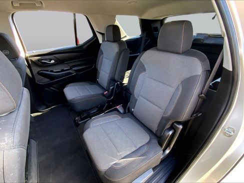 Used 2019 Chevrolet Traverse LT FWD image 21