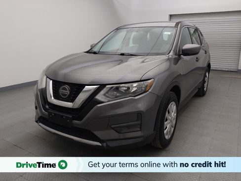 Used 2018 Nissan Rogue S image 1