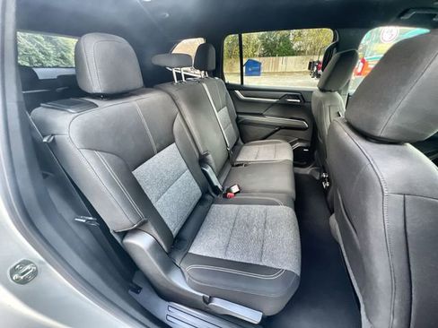 Certified 2025 GMC Acadia Elevation image 26