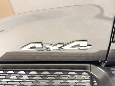 Used 2026 RAM 2500 Big Horn AWD/4WD image 9