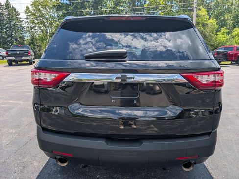 Used 2019 Chevrolet Traverse LS AWD/4WD image 13