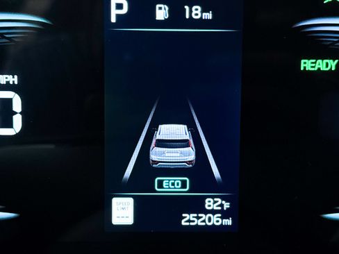 Certified 2025 Kia Niro EX Touring FWD image 38