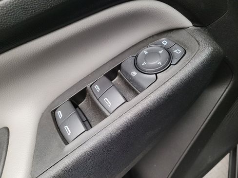 Used 2022 Chevrolet Equinox LS AWD/4WD image 27