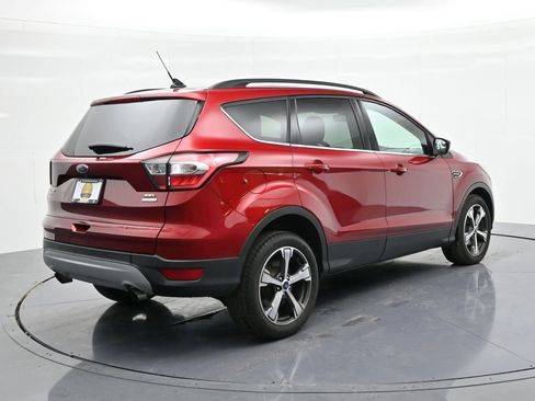 Used 2018 Ford Escape SEL image 6