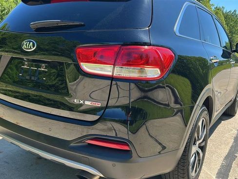 Used 2016 Kia Sorento EX AWD/4WD image 7