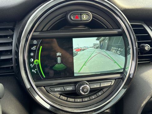 Used 2019 MINI Cooper S w/ Premium Package image 13