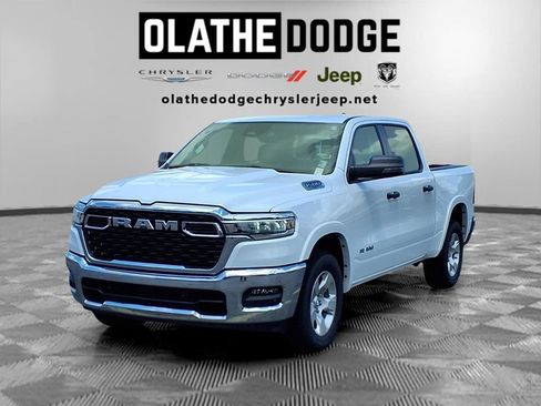 Certified 2025 RAM 1500 Big Horn AWD/4WD image 1