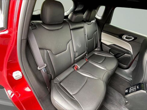 Used 2025 Jeep Compass Limited AWD/4WD image 26
