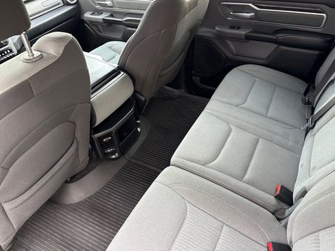 Used 2022 RAM 1500 Big Horn AWD/4WD image 12