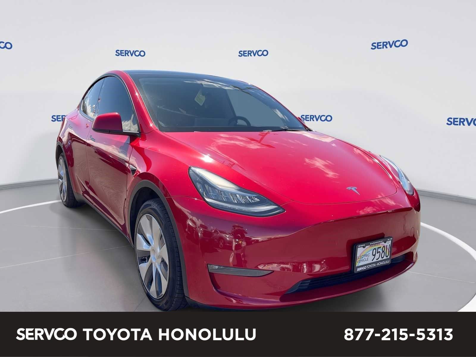 Used 2022 Tesla Model Y Long Range AWD/4WD image 1