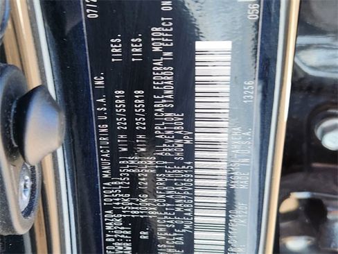 Used 2023 Toyota Corolla Cross XLE image 26