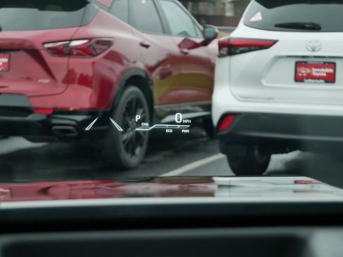 Used 2024 Toyota Highlander Platinum image 34