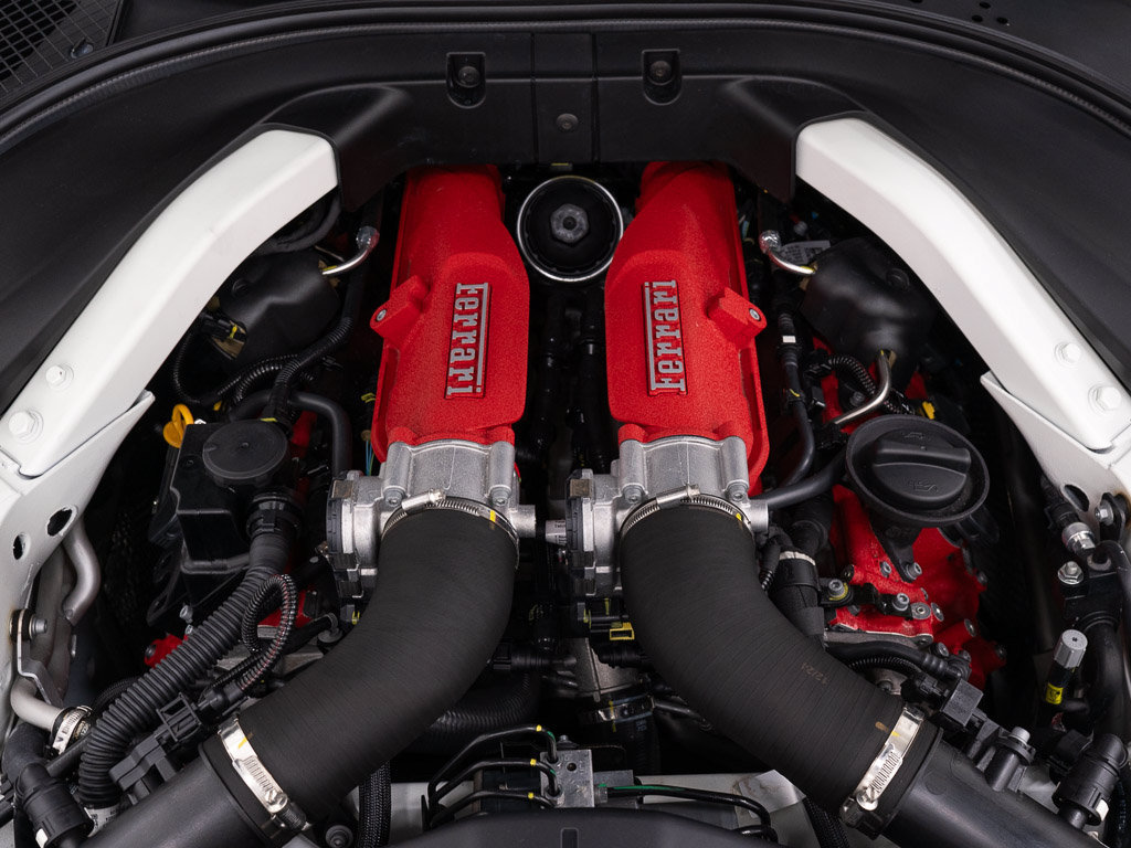 Used 2025 Ferrari Roma Spider RWD image 46