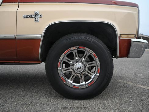 Used 1987 Chevrolet C/K Truck 2500 RWD image 83