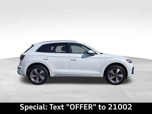 Certified 2023 Audi Q5 2.0T Premium Plus w/ Premium Plus Package image 2