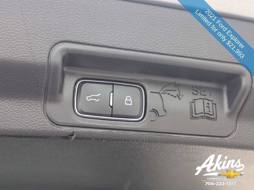 Used 2021 Ford Explorer Limited w/ Equipment Group 301A RWD image 14