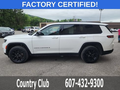 Used 2024 Jeep Grand Cherokee L Laredo AWD/4WD image 5