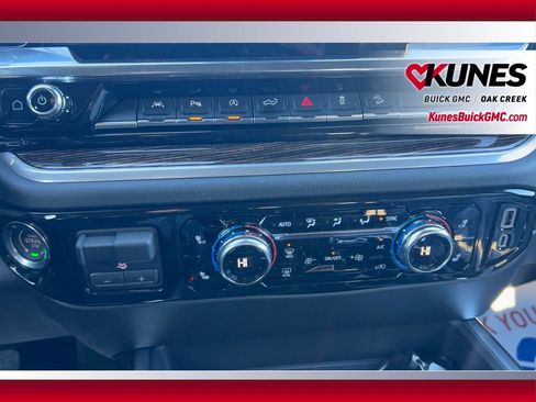 New 2026 GMC Sierra 1500 Elevation w/ Elevation Premium Package AWD/4WD image 17