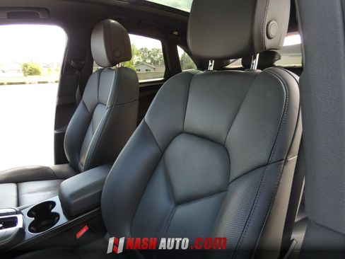 Used 2017 Porsche Macan S AWD/4WD image 44