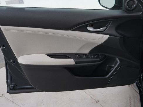 Used 2019 Honda Insight EX image 19