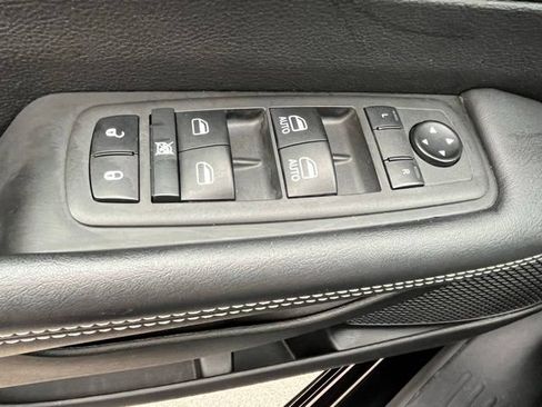 Used 2025 Chrysler Pacifica Select FWD image 20