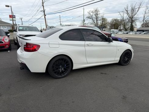 Used 2015 BMW M235i xDrive Coupe image 10