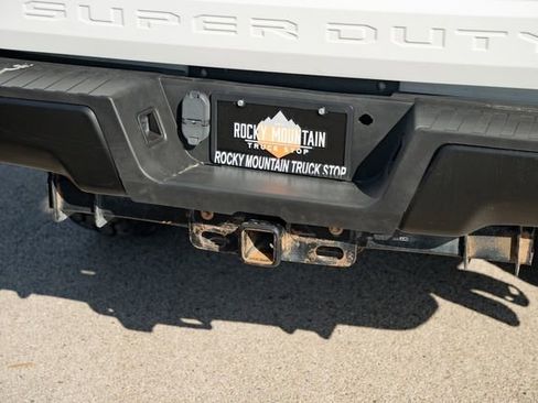 Used 2018 Ford F250 XL w/ Power Equipment Group image 9