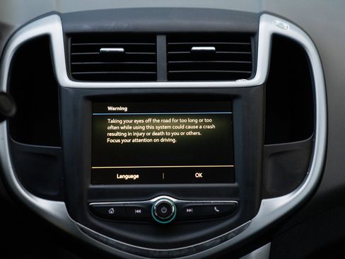 Used 2019 Chevrolet Sonic LT image 28