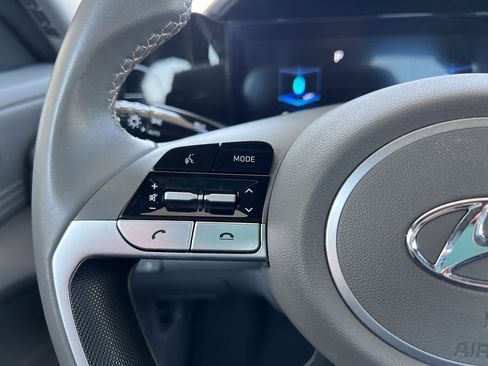 Used 2023 Hyundai Elantra SEL w/ Convenience Package image 14