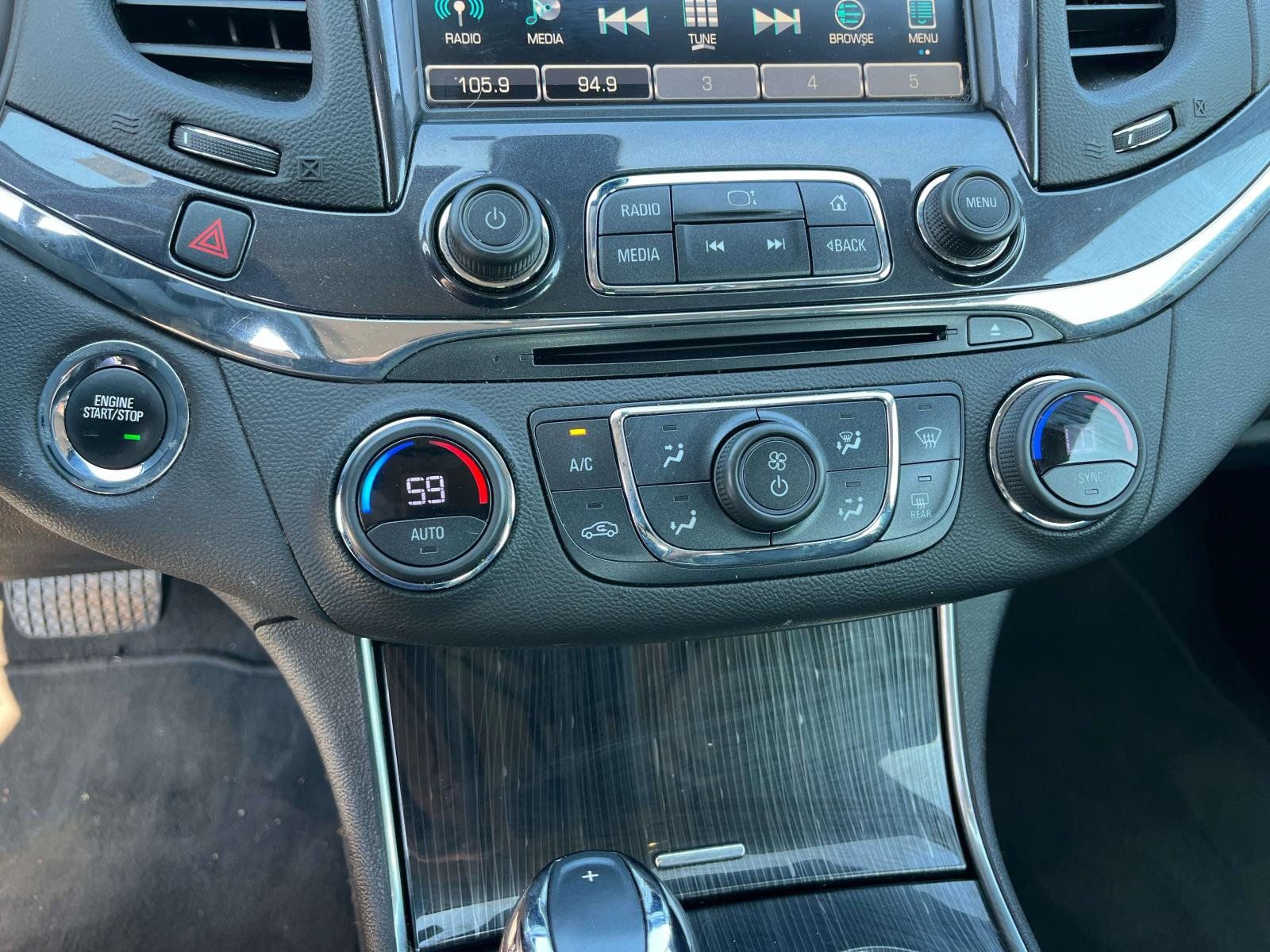 Used 2019 Chevrolet Impala Premier FWD image 33