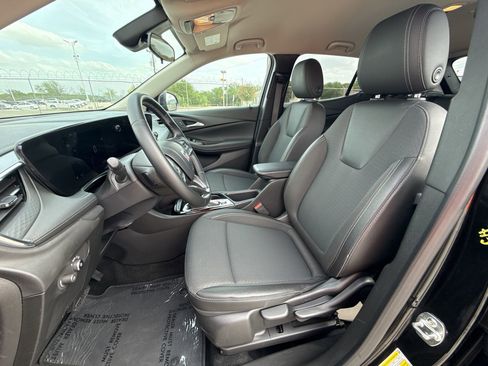 New 2025 Buick Encore GX Preferred FWD image 13